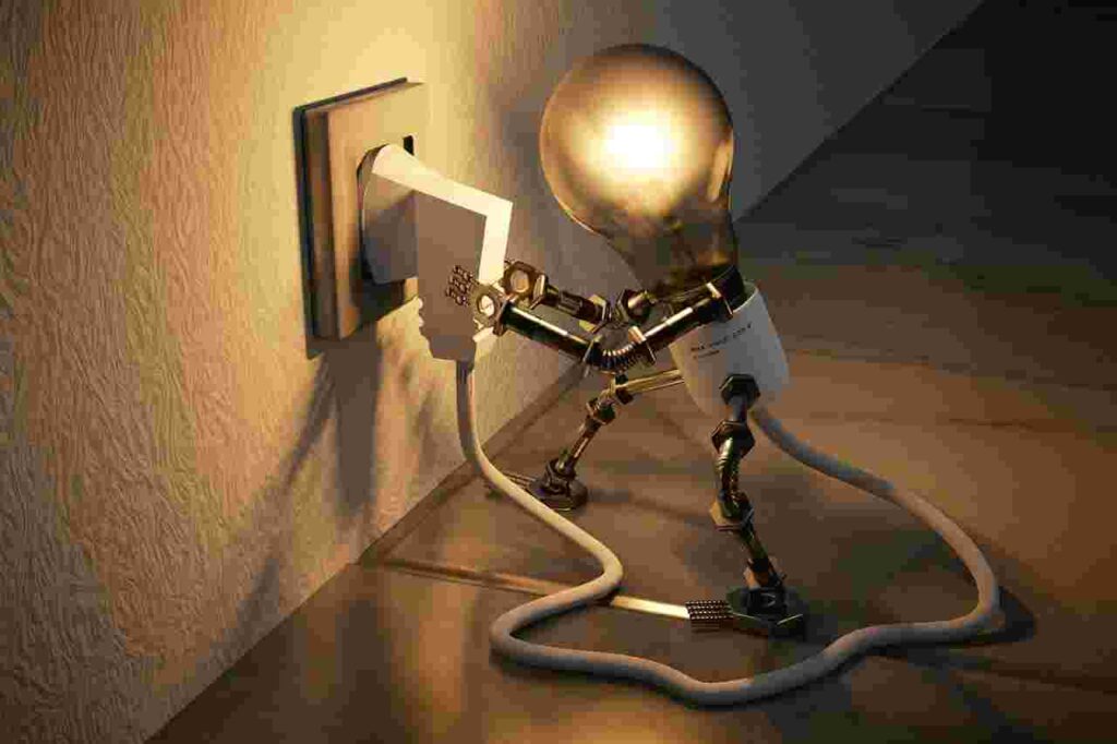 risparmiare-energia-elettrica tre cose